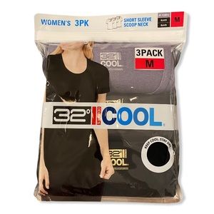NEW 32 Degrees Womens Scoop Neck Shirt 3 Pack